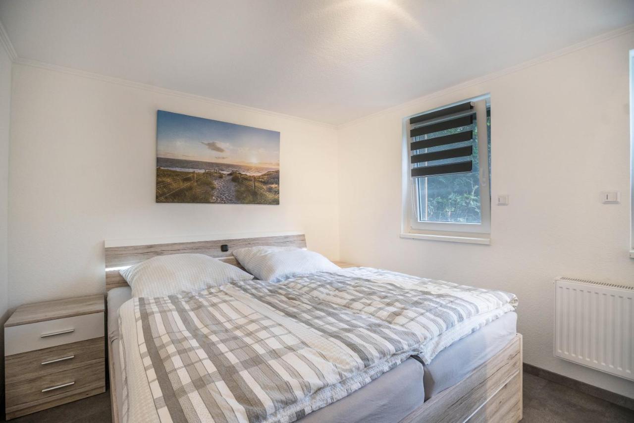 Ferienwohnung 9 Und 40 Thunum Esterno foto