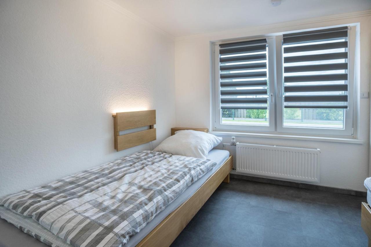 Ferienwohnung 9 Und 40 Thunum Esterno foto